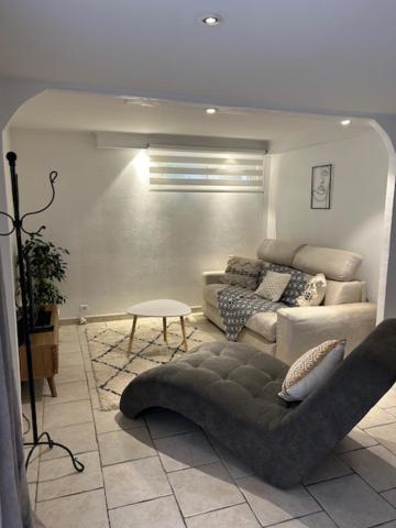 2 Pieces Bas De Villa Biot Exterior photo