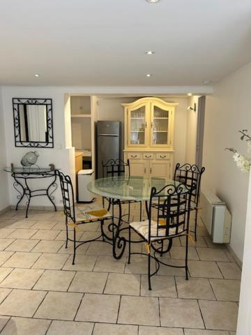2 Pieces Bas De Villa Biot Exterior photo